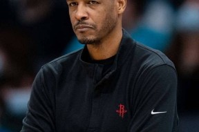 关于风云突变门兴格拉德巴赫冲刺阶段门线救险，NBA总决赛版图或变，更衣室稳定，更衣室氛围转暖的信息-爱游戏