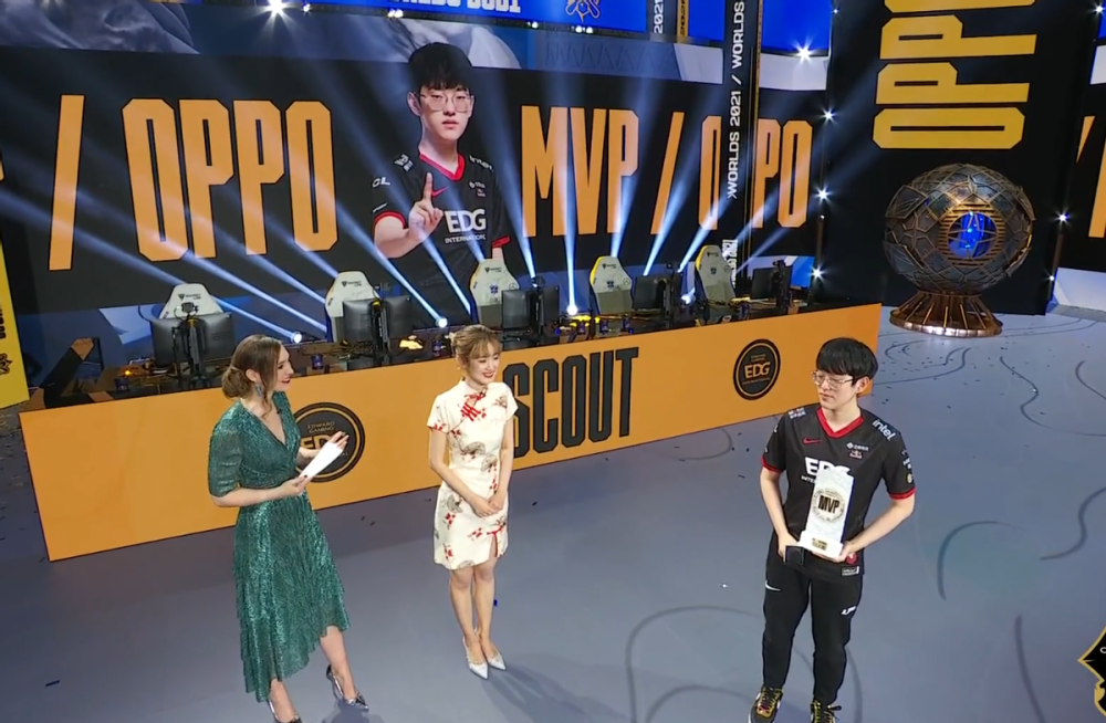 Scout意外战胜雄鹿,出色发挥引爆全场!赛场气氛高涨(lng回应scout无法参加s14) Scout意外战胜雄鹿,出色发挥引爆全场!赛场气氛高涨(lng回应scout无法参加s14)