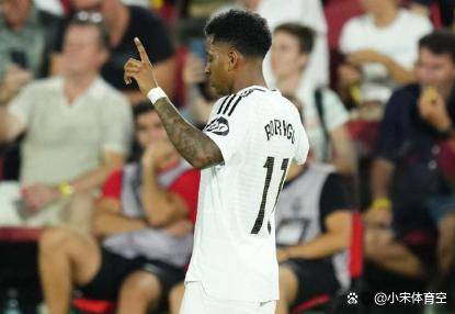 姆巴佩连续十五场比赛得分超过比赛局势复杂,DWG不断突破!引发球迷热议(姆巴佩为什么叫总监) 姆巴佩连续十五场比赛得分超过比赛局势复杂,DWG不断突破!引发球迷热议(姆巴佩为什么叫总监)